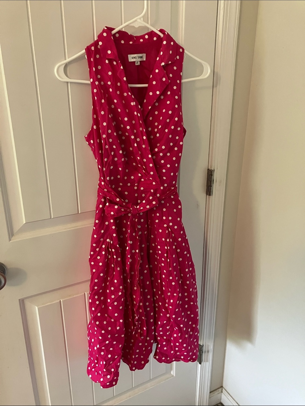 Jones Studio Fuchsia Polka Dot Sleeveless Wrap Dress